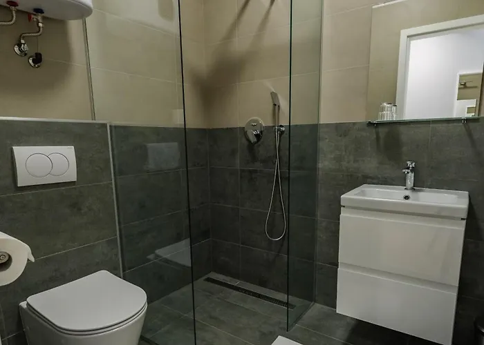 Airport Budapest Noa Panzio Noa Otel 3*