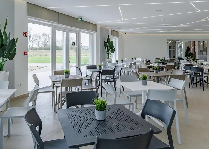 Otel Airport Budapest Noa Panzio Noa 3*